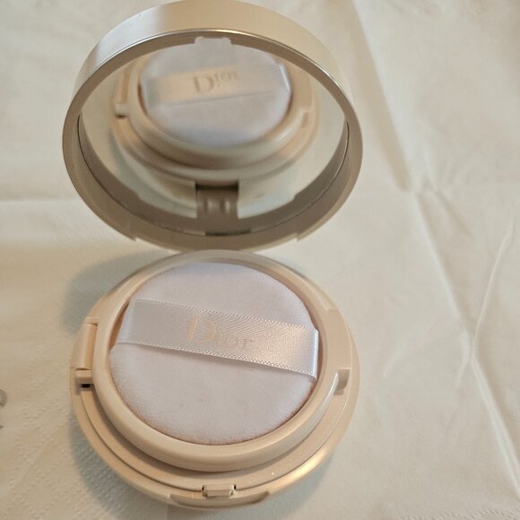 BRAND NEW Christian Dior Makeup Set - Picture 6 of 8